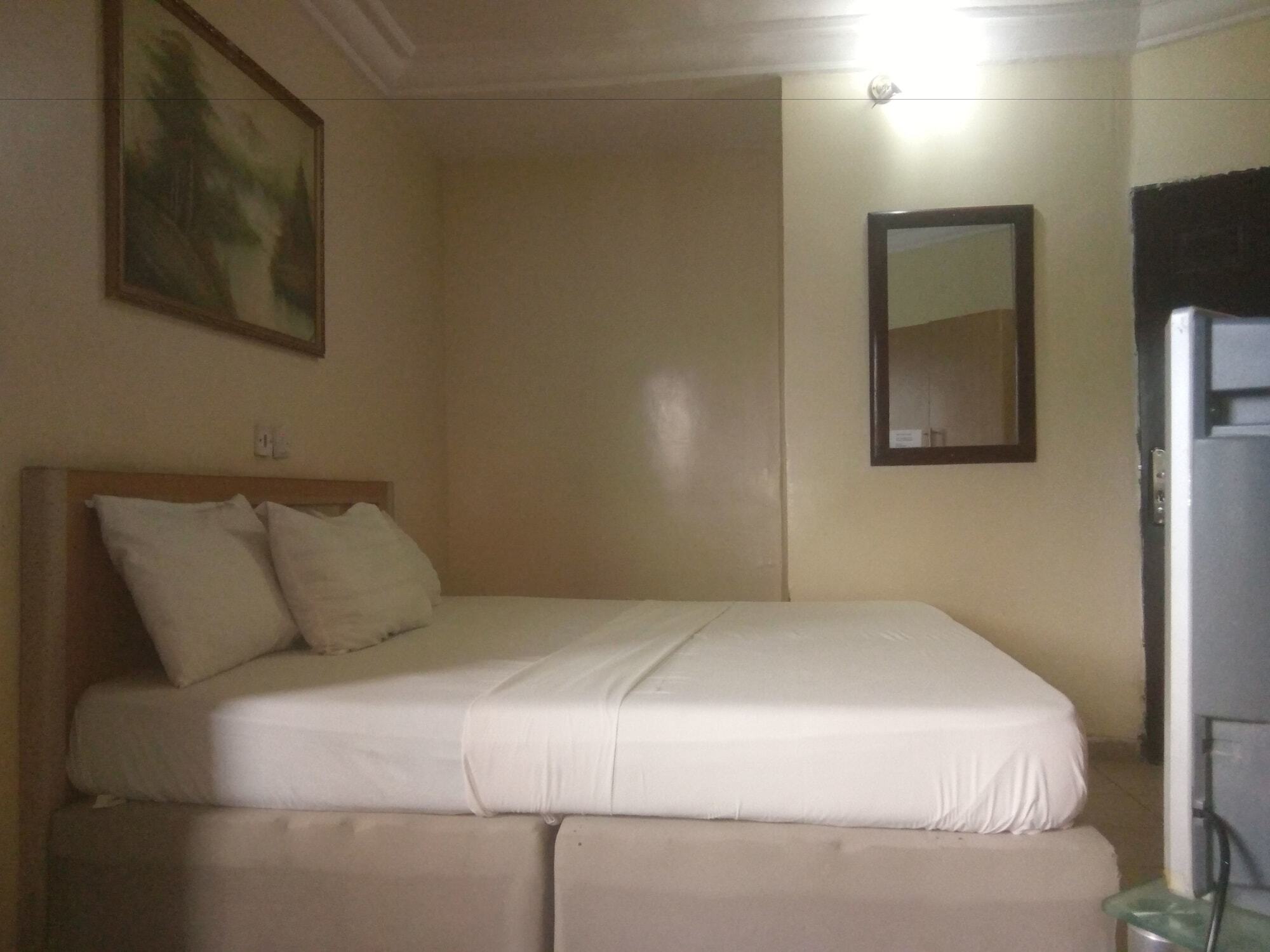 Oxford Hotel Abuja Ngoại thất bức ảnh